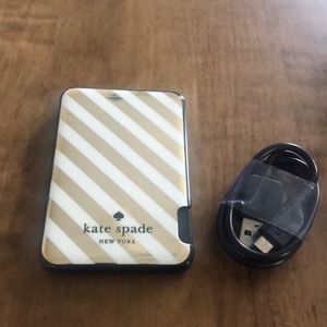 Kate Spade Slim Portable Powerbank Diagonal Stripe